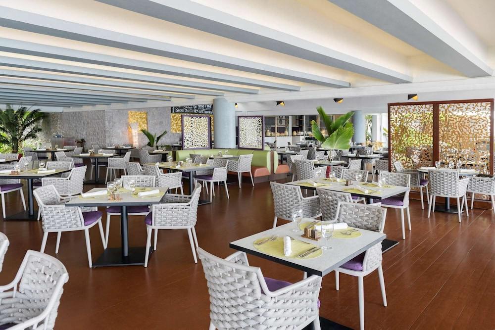 Avani Barbarons Seychelles Resort Grand Anse  Luaran gambar